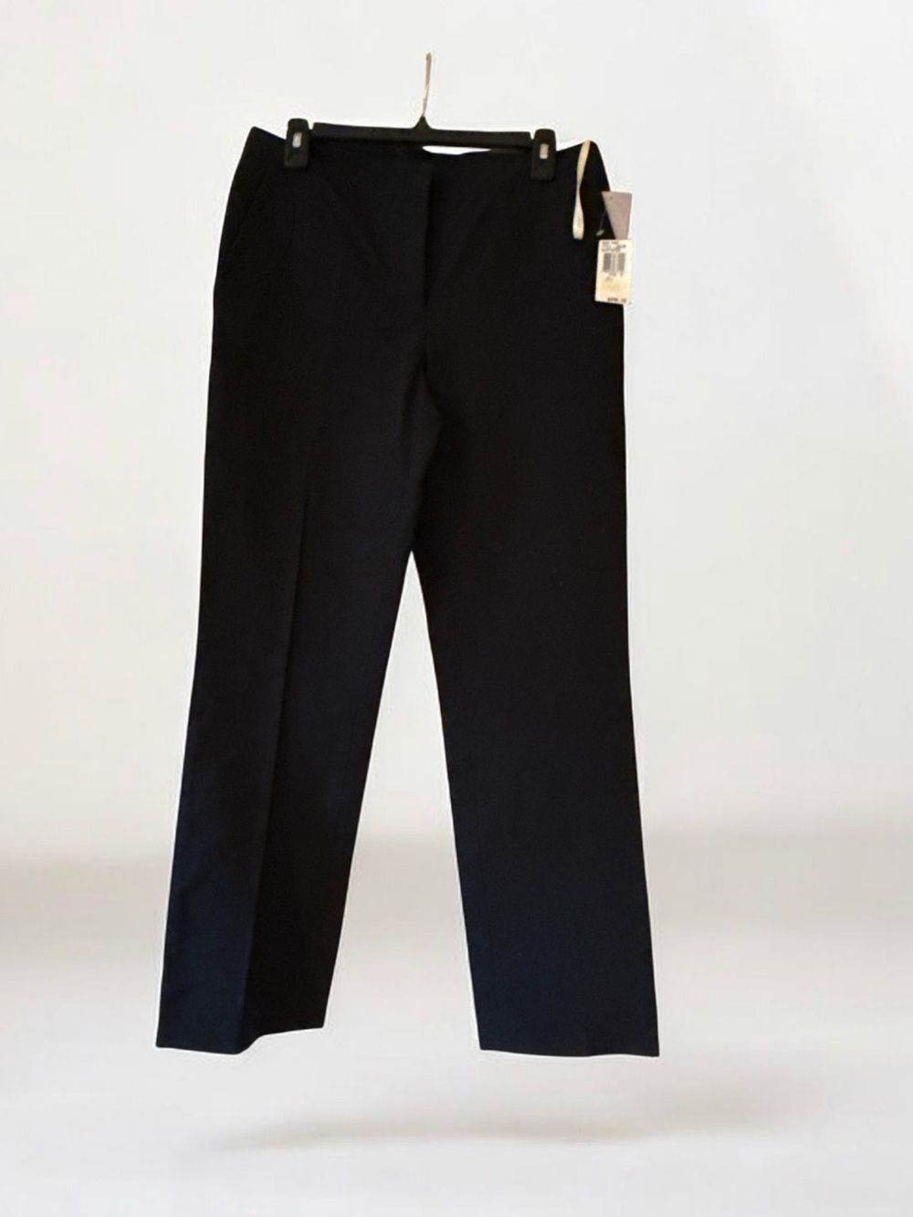 Vera Wang Black black pants. Size 8